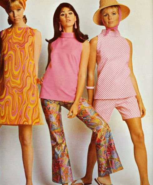 Retro 60s Mod Look vintage aesthetic outfits